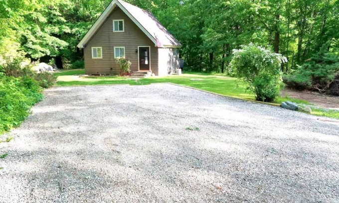Otis Casa | Peaceful Getaway in the Berkshires