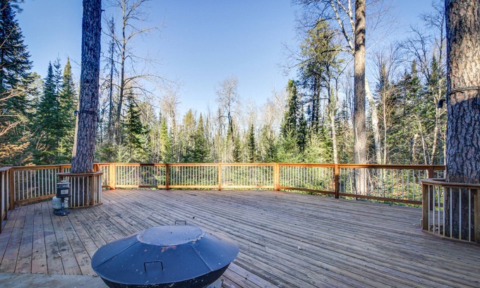 Hibbing Casa | Peaceful Hibbing Getaway: Heated Floors, Fire Pit!