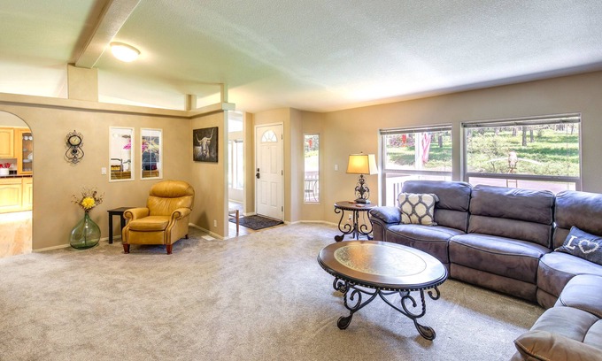 Missoula Casa | Peaceful Hideaway ~ 16 Mi to Downtown Missoula!
