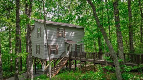Fort Payne Casa | Peaceful Hideaway Treehouse near Little River Canyon