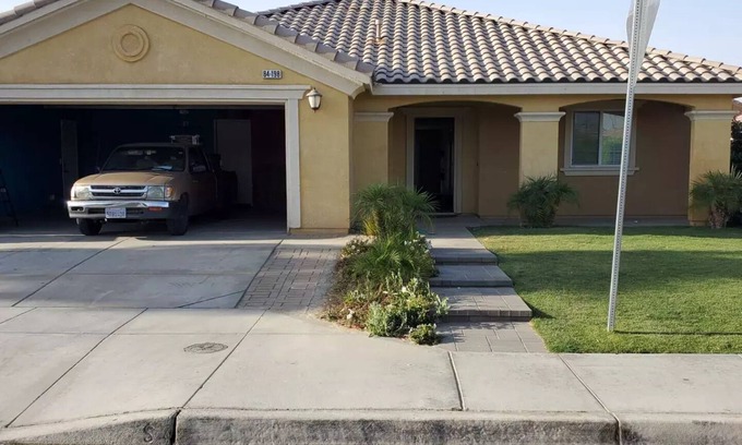 Coachella Casa | Peaceful Home - 7 minutes from empire polo club