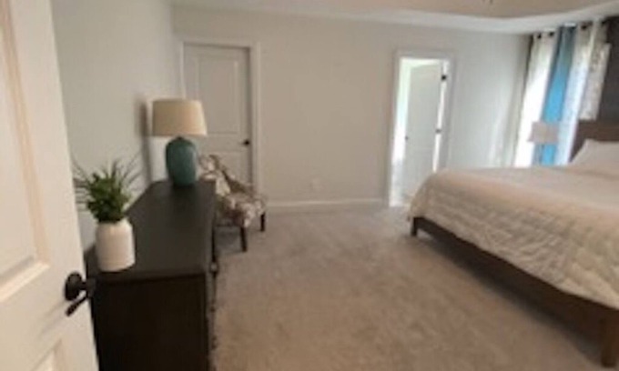 Vass Casa | Peaceful Homestead, 20 mins from Ft Liberty Longstreet gate. Pet friendly!