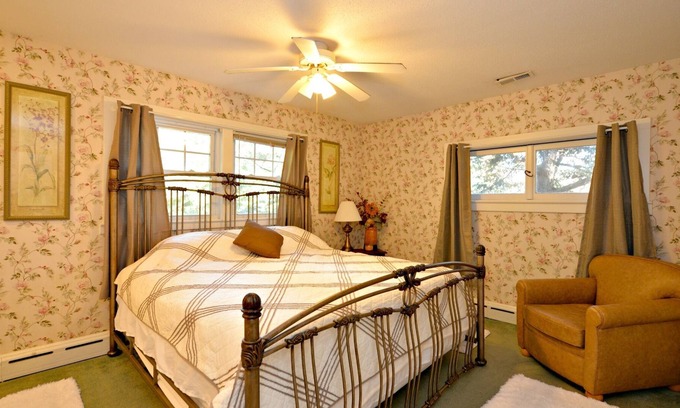 Columbus Casa | Peaceful Horse Country Home TIEC/FENCE and MTNS