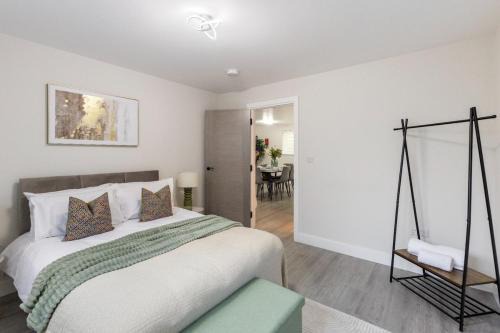 Childs Hill Apartamento | Peaceful London Stay 2BR Walkable Locale