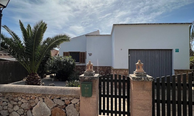 Son Moja Casa | Tranquilo, casa independiente, lejos del turismo de masas