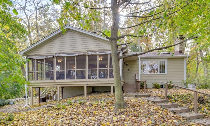 New Buffalo Casa | Peaceful New Buffalo Home Walk to Lake Michigan!