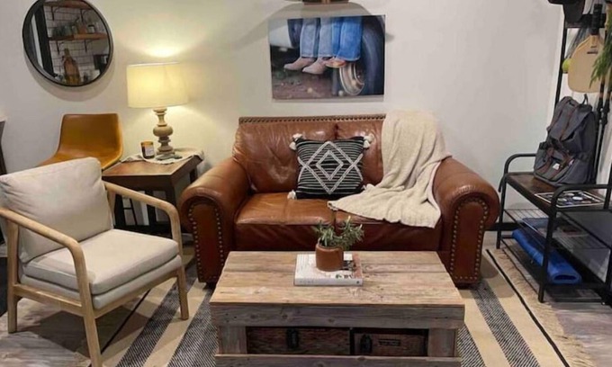Escondido Otro | Peaceful new Tiny Home on farm, steps to wineries!