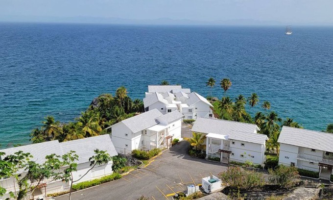 Samana Condominio | Peaceful Ocean View 2BR Condo w/ Private Beach