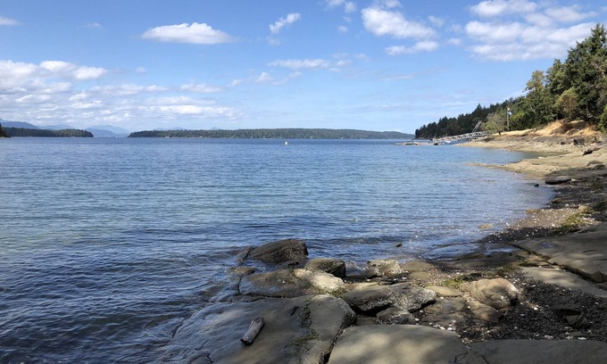 Salt Spring Island Casa | Tranquila y relajante casa con vista al mar en 5 acres privados de la impresionante Salt Spring Isl
