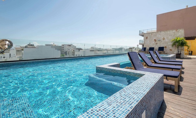 Tohoku Condominio | Peaceful Retreat w/ Pool, Gym, Garden Lounge & BBQ