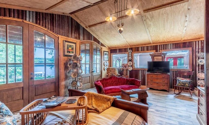 Gladewater Casa | Peaceful Retreat Lake Gladewater