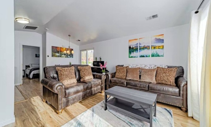 Bayview Casa | Peaceful retreat near the redwoods, ocean, and golf course!