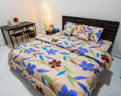 Mussafah Casa | Peaceful Room for Family or Couples