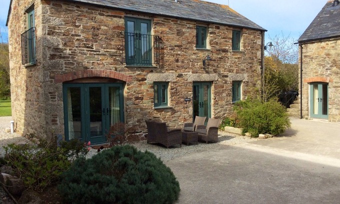 St Wenn Cabaña | Peaceful Rural Retreat, Ideal Base To Explore Cornwall