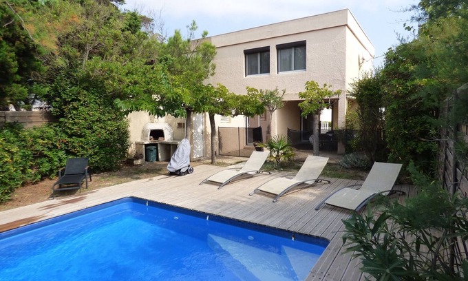 Saint-Pierre-la-Mer Villa | CASA FRENTE AL MAR, PISCINA TRANQUILA, WIFI