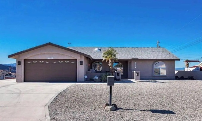Lake Havasu City Casa | Peaceful Southside Home 2026 Snowbirds Welcome