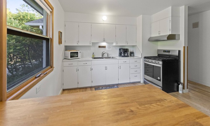 Gills Rock Casa | Peaceful setting, Cozy outdoors, North of SB