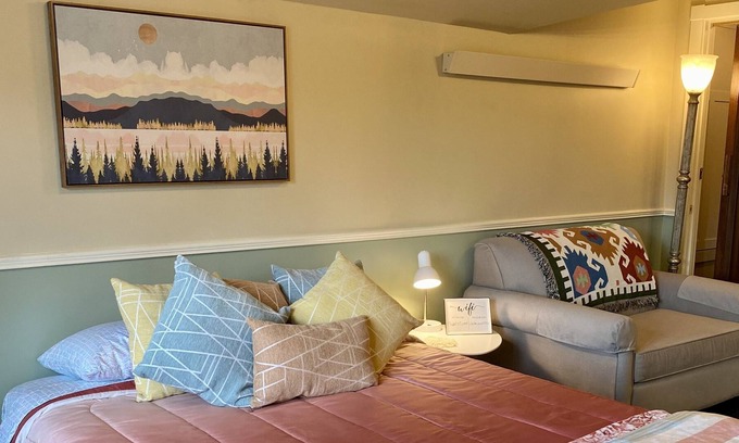 Whitewood Apartamento | Peaceful Studio Apt. in the ❤ of the Black Hills
