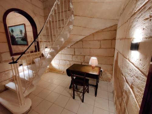 Luqa Casa | Peaceful Traditional Maltese Townhouse