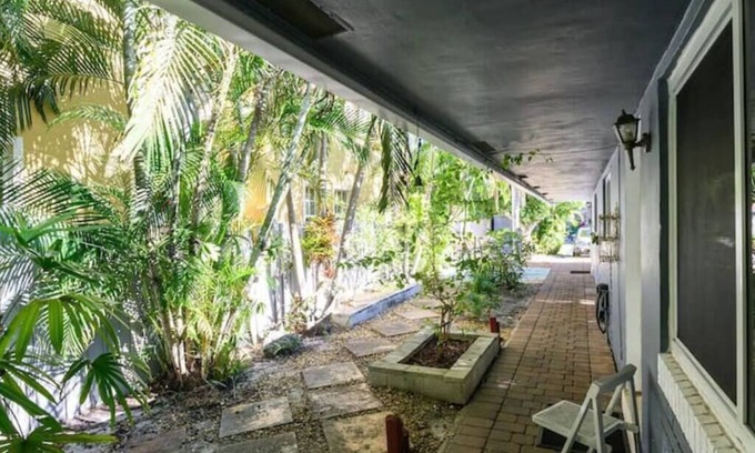 River Oaks Villa | Peacock 2 in Fort Lauderdale