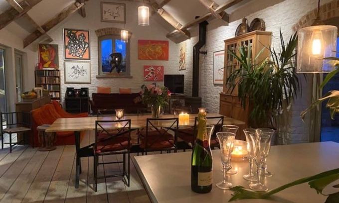 East Pennard Casa | Peacock Barn - Country charm and luxury