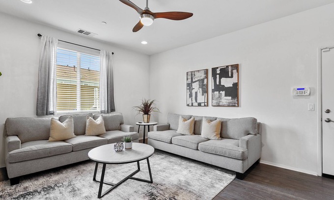 Mira Loma Condominio | Peacock Court Sanctuary Elegant 3BR Home in Eastvale, CA 30-Day Min Stay #42123