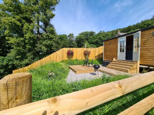 Hope Valley Cabina | Peak District Shepherds Hut