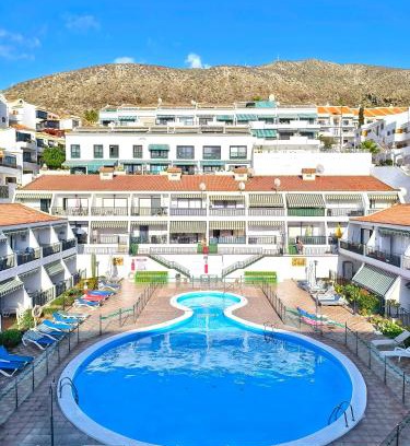 Los Cristianos Apartamento | PEARL Los Cristianos - pool, fibre net, tv channels, calm atmosphere