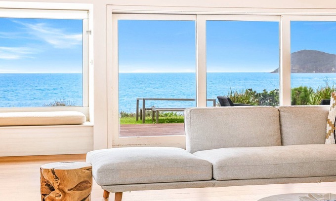 Pearl Beach Casa | Pearl on the Beach by HolidayCo.