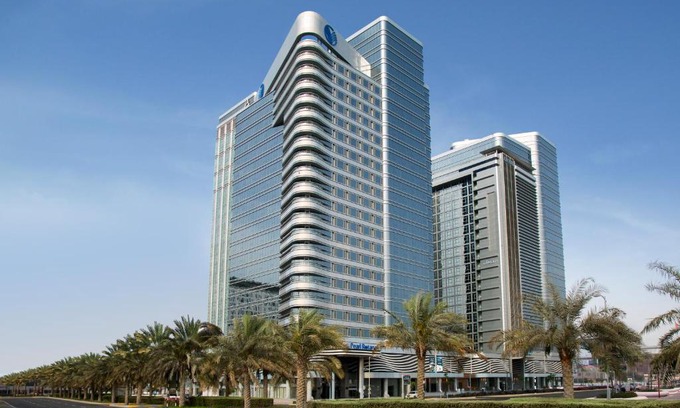 Capital Centre Hotel | Pearl Rotana Capital Centre