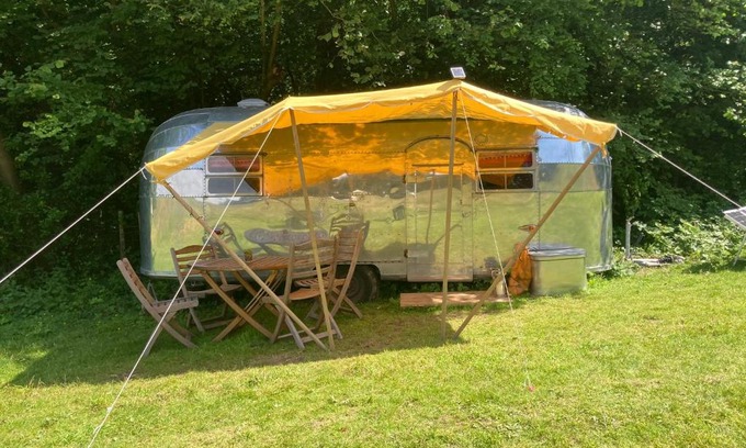 Hastings Otro | Pearl the Airstream