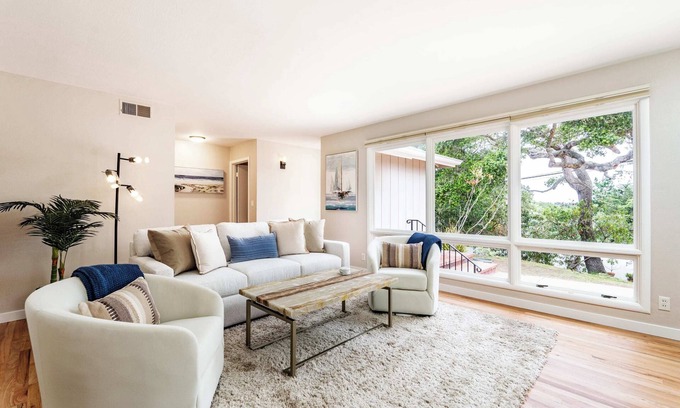 Del Monte Forest Casa | Pebble Beach Forest Getaway