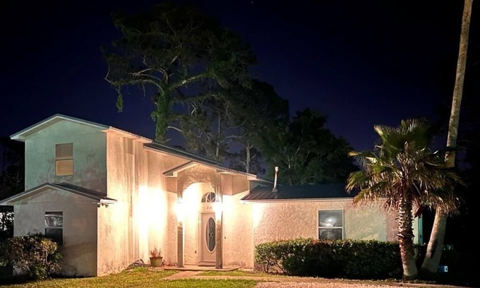 Upper Grand Lagoon Cabaña | Pebble Cottage PCB - 2 miles to beach!