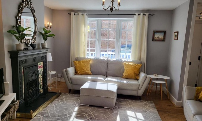 Worthing Casa | Pebble Cottage
