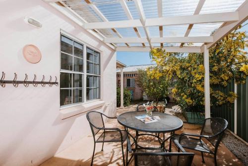 Central Mudgee Casa | 'Pebble Lane Cottage' A Charming Mudgee Stay