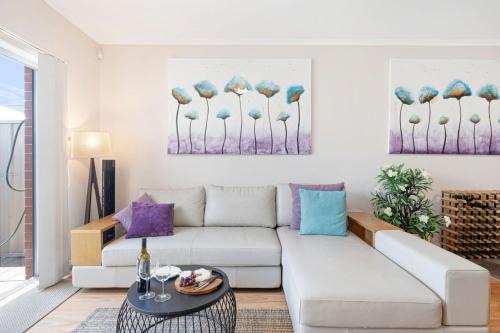 Bowden Casa | Pebbles - 3 Bedroom in Bowden