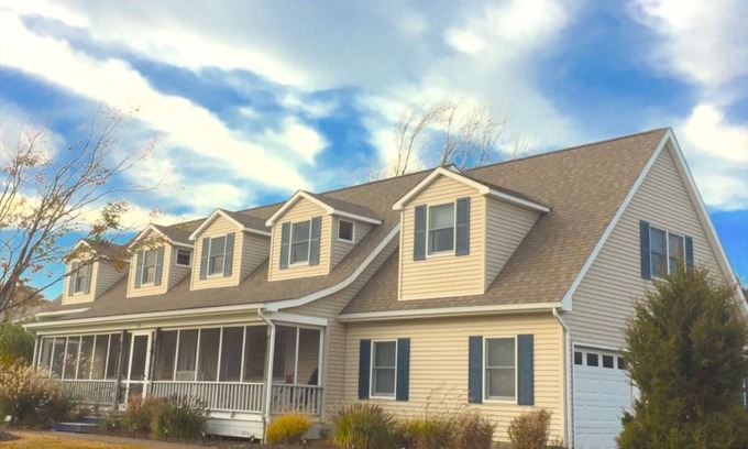 Southold Apartamento | Peconic Bay Beach Front-Lujoso-Casa-Vista a la playa-Baño con bañera
