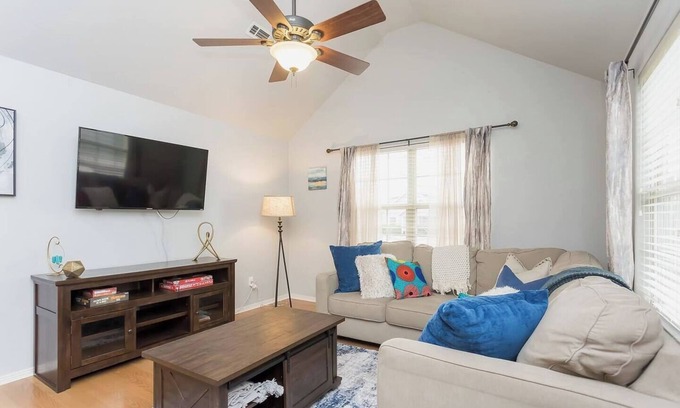 Bentonville Casa | Pedalpoint - MTB Friendly - 1 mi to Coler Trails