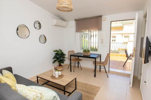 Las Acacias Apartamento | Pedregalejo Madueño 10