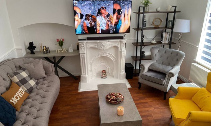 Dagenham Casa | Peeams Abode