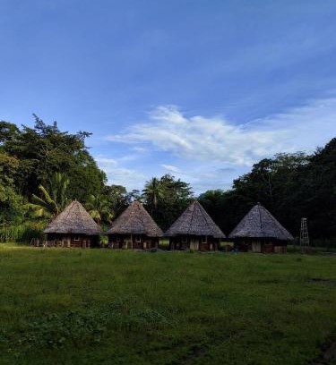 Sulawesi Complejo | Pekkae ecolodge and cafe