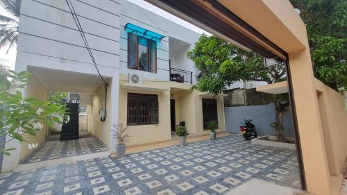 Mirissa Hotel | Pelican Beach Resort - Mirissa