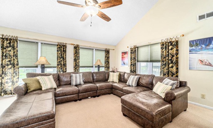 Sandbridge Casa | Pelican Haven