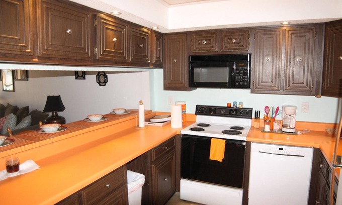 Crescent Beach Condominio | Pelican Inlet C218