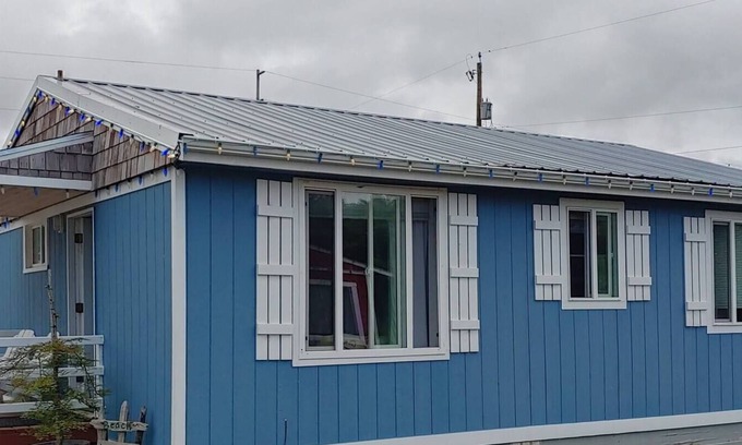 Grayland Cabaña | "Pelican's Perch" 1-bedroom cottage- walk to beach