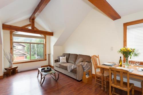 Pemberton Apartamento | Pemberton Valley 1 bedroom suite walk to Village