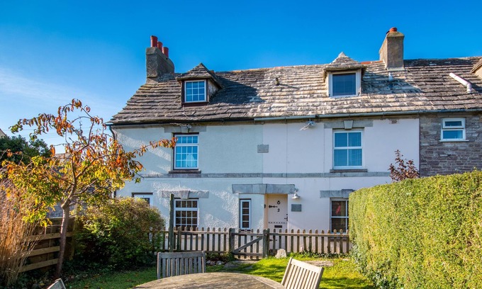 Langton Matravers Cabaña | Pembroke Cottage - gorgeous Purbeck stone cottage with open fire