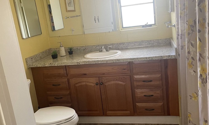 Green Valley Condominio | Pena Full-time rental 55 + community Walk to the mall, restaurant, Walgreens
