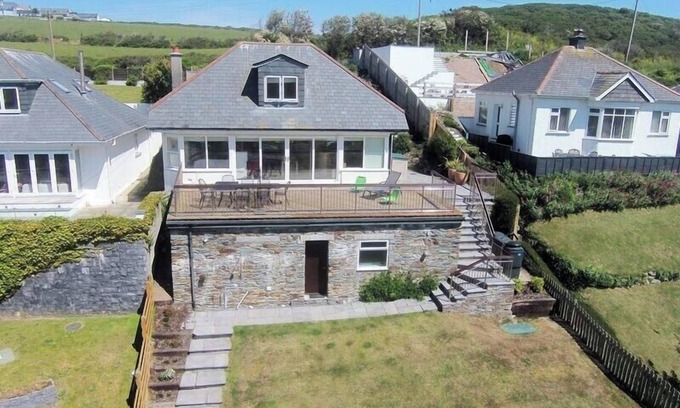 Polzeath Cabaña | PENDAVELI, family friendly, country holiday cottage in Polzeath