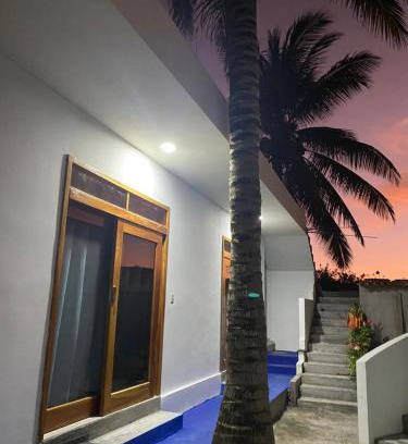 Puerto Villamil Casa | Penguin House